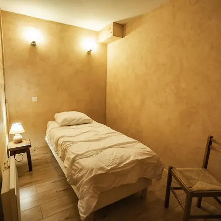 5 Pieces, 4 Chambres, Animaux Admis, Parking *