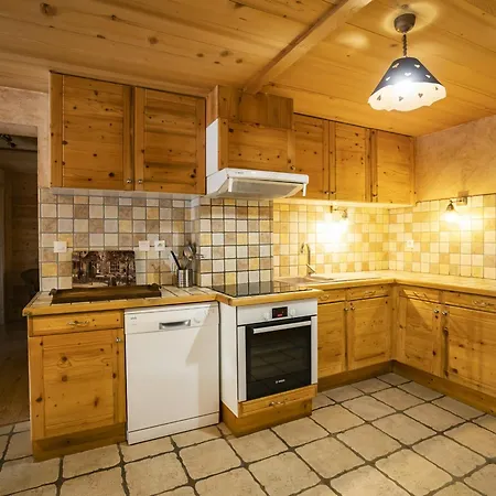 Apartamento 5 Pieces, 4 Chambres, Animaux Admis, Parking *