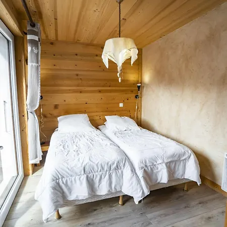 5 Pieces, 4 Chambres, Animaux Admis, Parking *